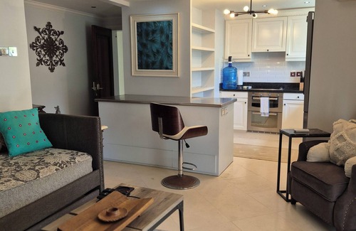 Cas En Bas Condo | Beachside Condo Pool & Kitesurfing