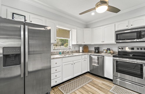 Indian Harbour Beach House | Beachside escape nestled between the ocean & river