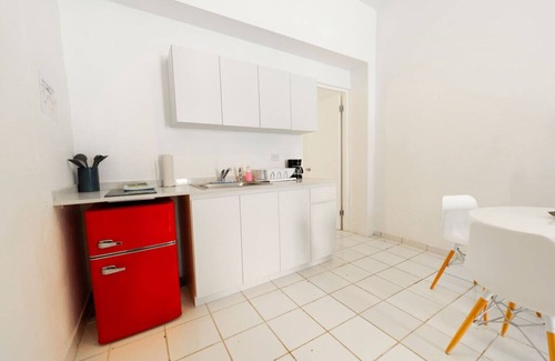 Puerta de Tierra Apartment | Beachside Gem, Steps to Sun and Surf