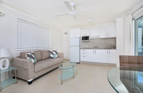 Mooloolaba Apartment | Beachside Mooloolaba