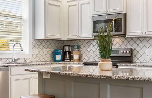 Miami Park House | Beachside Oasis w/Hot Tub & Fire Pit