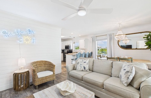 Seagrove Beach Condo | Beachside Retreat 423–Steps to the Beach–Sleeps 9