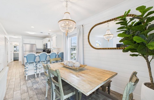 Seagrove Beach Condo | Beachside Retreat 423–Steps to the Beach–Sleeps 9