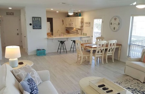 Navarre Beach Apartment | Beachview Beachin': The Perfect Pool & Beach Vacation Destination! Sleeps 8!