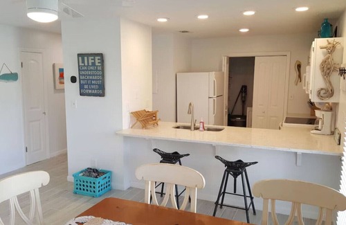 Navarre Beach Apartment | Beachview Beachin': The Perfect Pool & Beach Vacation Destination! Sleeps 8!