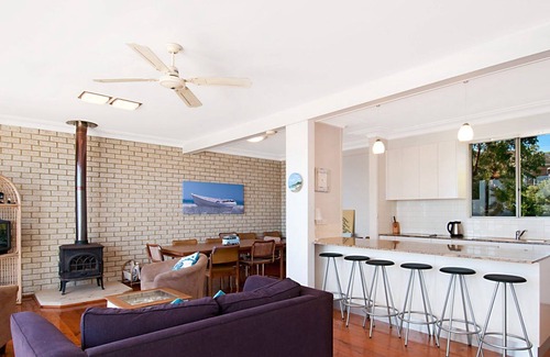 Killcare Heights House | 'Beachview' by Accom Holidays