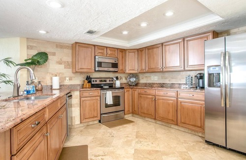 Port Orange Condo | Beachview Oasis - NO DRIVE BEACH - May 2025 Dates Available!
