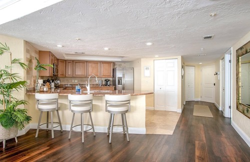 Port Orange Condo | Beachview Oasis - NO DRIVE BEACH - May 2025 Dates Available!