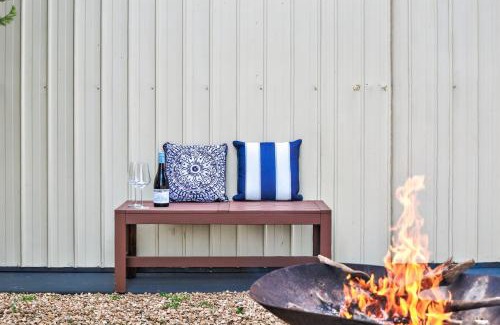 Goolwa Beach House | Beachwood - Fabulous Front-Row Goolwa Beach, Pet Friendly