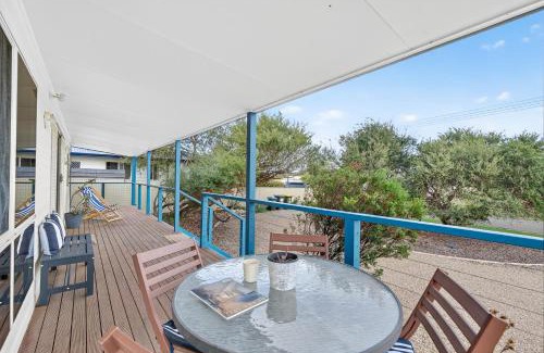 Goolwa Beach House | Beachwood - Fabulous Front-Row Goolwa Beach, Pet Friendly