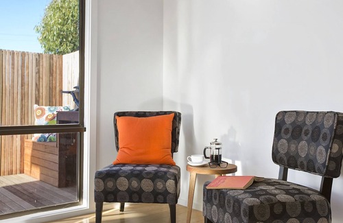Smiths Beach House | BEACHWOOD HOUSE - Entertaining the beach life!