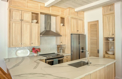 Antoneys Cay House | Beachy and Sophisticated 3-Bed, 3.5-Bath Beachfront Townhome at Watercolors F5