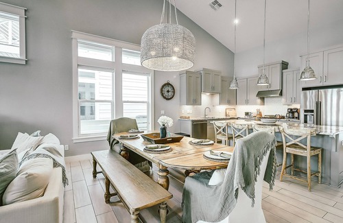 Rockport House | Beachy house with private dock, pool access, central AC & outdoor shower