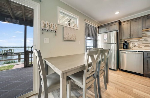 Chincoteague Condo | Beachy Place - Sea Tag 11 on Chincoteague Island!