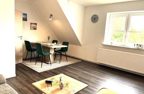 Dagebuell Apartment | Beacon - close to the sea, family, dog, Netflix and Wii