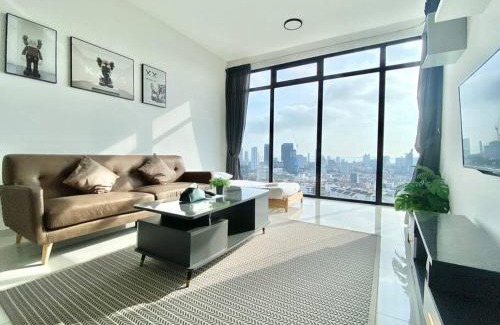 George Town Apartment | Beacon Executive Suites #Executive #SkyPool #Georgetown #6pax #2BR 2bath #1Queen 4Single #Quality well maintained #Private host
