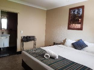 Katherine Hotel | Beagle Hotel