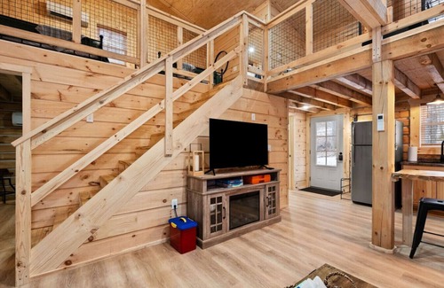 Birdseye Cabin | Bear Creek at Patoka Lake