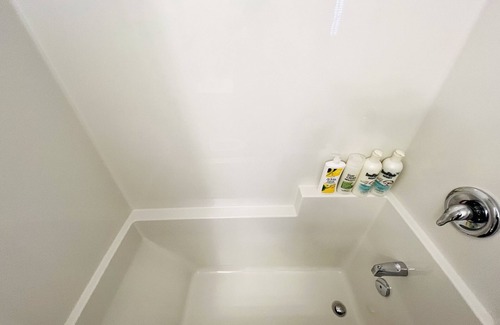 Langford House | Bear Mountain 1 bedroom suite with parking