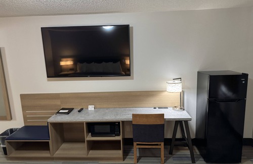 Maryville Hotel | Bearcat Inn and Suites