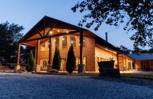 Huntsville House | Bearshield Lodge