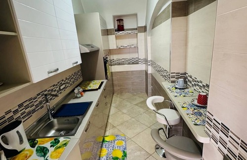 Campinola Apartment | Beatrice House, cozy retreat within walking distance of chaos!