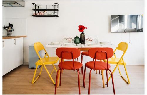 Les Lilas Apartment | Beau 3P à 20m du métro et 20 min du cœur de Paris