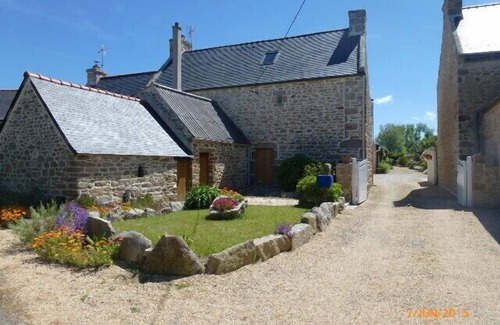 Plouneour-Brignogan-Plages House | Beautiful house with garden near the sea for a great holiday and relaxing - Come relax and discover the coast of Legends in Finisteremansion - Plounéour-trez