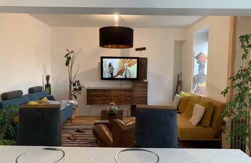 Vierzon Apartment | Beau Logement de 55m2 en Plein de Centre Ville de Vierzon, Cher