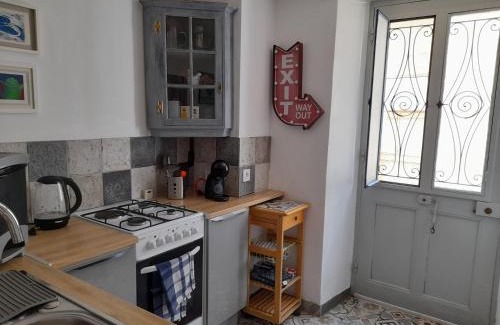 Le Vigeant House | Beau Maison