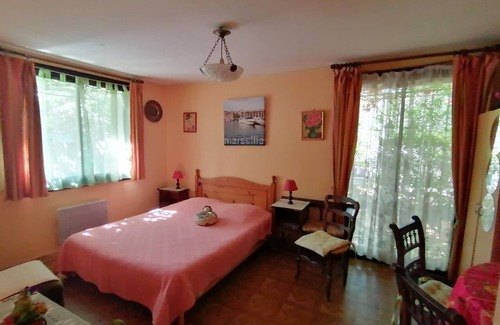 Montolivet Bed & Breakfast | Beau Mas à Montolivet
