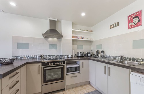 Havelock House | Beau Views - Marlborough Holiday Home