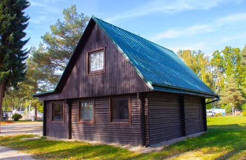 Hradec Kralove House | Beautiful apartment in villa for 12 guests with WIFI, TV, patio and pets allowed