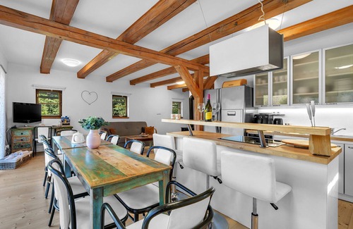 Dolni Branna House | Beautiful private villa for 10 guests with hot tub, WIFI, TV, terrace, pets allowed and parking