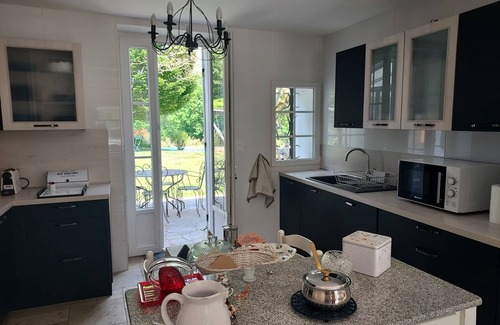 Maurens Villa | Beautiful Perigourdine near Bergerac, a breath of fresh air in the forest.