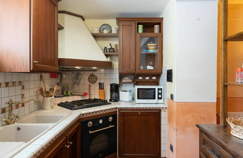 Castiglion Fiorentino House | Beautiful private villa for 6 guests with private pool, WIFI, TV, patio, pets allowed and parking
