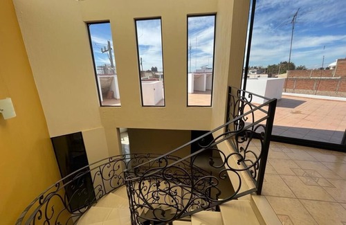 Tepatitlan de Morelos House | Beautiful and spacing house with excellent location(pets are allowed)