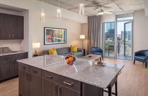 West End Condo | Beautiful 1 bedroom in Austin