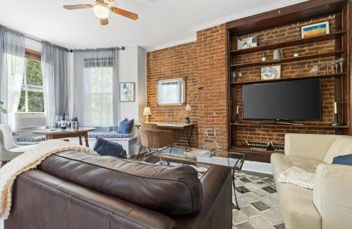 Dupont Circle Apartment | Beautiful 1-BR Flat Nestled Between Dupont & Logan