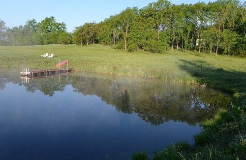 Hudson House | Beautiful 1810 Federal House - 35 Park-like Acres Swimming Pond Mins from Hudson
