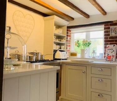 Arundel House | Beautiful 18th century cottage in Arundel