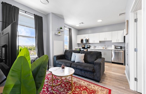 Everett Apartment | Beautiful 1BR Near Encore Boston 0337