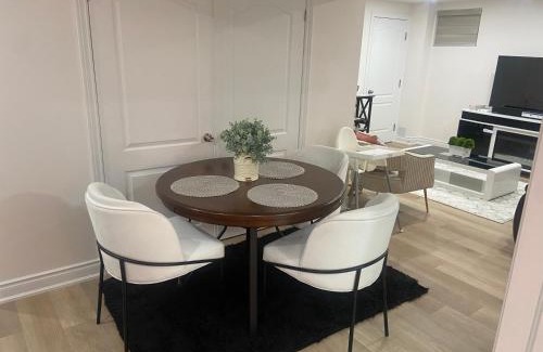 Halton Regional Municipality Apartment | Beautiful 2-bedroom basement apartment in center of Milton