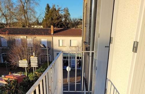 Chabanais Apartment | Beautiful 2 bedroom home in Chabanais.