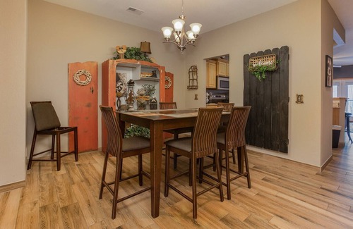 Branson Condo | Beautiful 2 Bedroom Lakefront Condo