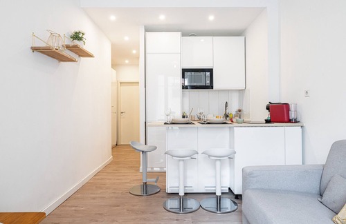 Thiers Apartment | Beautiful 2 bedrooms apt - A/C - City center