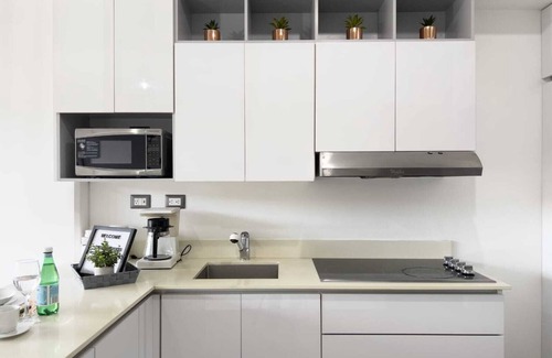 Zona 16 Apartment | Beautiful 2 Bedroom Apartment 5 min walk from Cayala