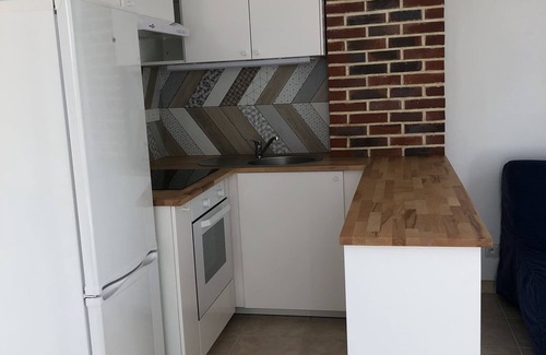 Brueil en Vexin Apartment | Beautiful 2 room apartment with private terrace and beautiful view over the countryside.