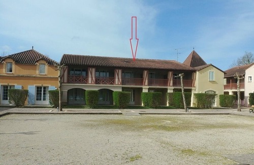 Monflanquin Apartment | Beautiful 2-room apartment for 4/5 people in a great location at Lac de Monflanquin