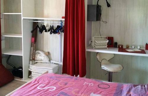 Carros Apartment | BEAUTIFUL 2 rooms 35m2 with garden and bbq corner